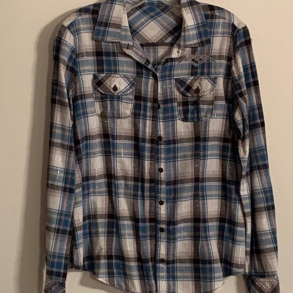 Maurices Large Roll-Tab Sleeve Button Up Shirt - Picture 2 of 13